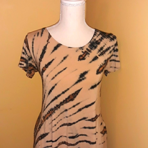 Jayli dress - Picture 2 of 7